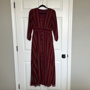 GUC Roolee Burgundy Printed Maxi Dress with Pockets and Sleeves